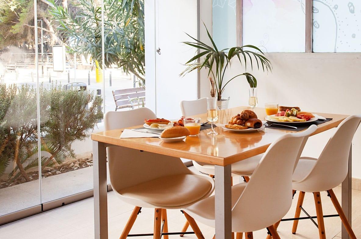 אס פוחולס Hostal Rosales מראה חיצוני תמונה